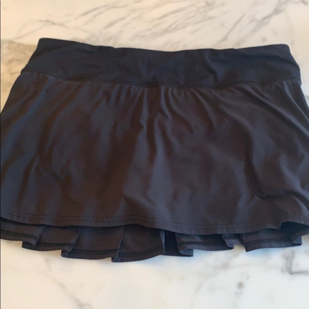Black Lululemon Skirt with Ruffles on the Back
